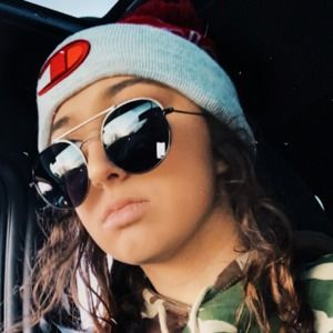 Meet your Posher, Brittany